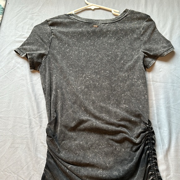 Pink dress - Picture 3 of 3